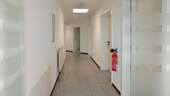 Flur, Blick vom Eingang - Büro in Niestetal