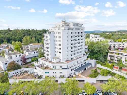 Bild 1 - Wohnen mit Weitblick - helle 3-Zimmer-Wohnung mit großer Südterrasse
