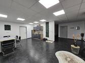 Büro mit Küchenzeile - 