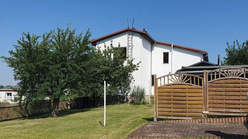 Ansicht vom Garten - Einfamilienhaus zum Kaufen in Schmölln