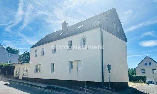 Straßenansicht - 5 Zimmer Einfamilienhaus zum Kaufen in Selb