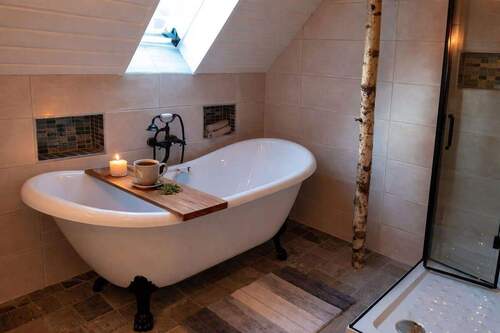 Badezimmer - 1. OG - 