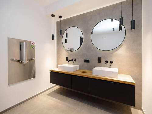 Mitarbeiter WC - 