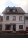 Außenansicht Eingang - Etagenwohnung in Lambrecht zum Kaufen