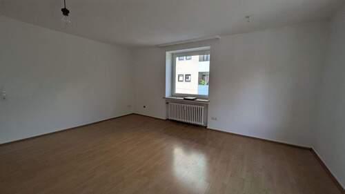 Laminat - 3 Zimmer Etagenwohnung in Bremerhaven