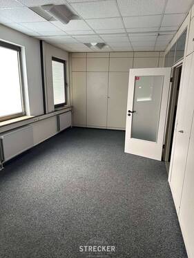 Büro exemplarisch (1) - 