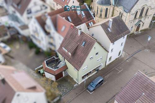 Drohnenaufnahme - 4 Zimmer Mehrfamilienhaus, Wohnhaus in Stuttgart