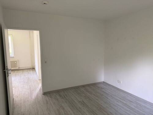 Zimmer 2 - 