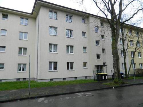 Gebäudeansicht - 2 Zimmer Erdgeschosswohnung in Duisburg-Wanheimerort
