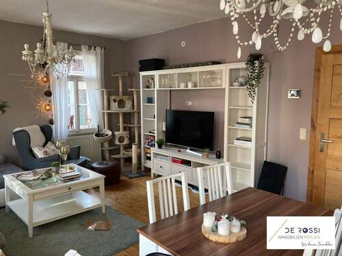 Wohnzimmer (3) - 3 Zimmer Etagenwohnung zur Miete in Nürnberg