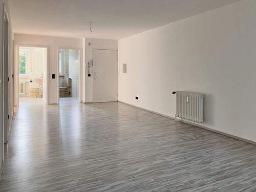 schöne große Wohndiele - 3 Zimmer Etagenwohnung in Kassel