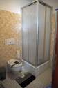 Gäste WC mit Dusche - 
