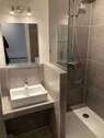 Badezimmer - Etagenwohnung mit 25,50 m² in Hamburg zur Miete