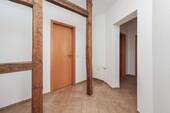 Flur - 3 Zimmer Etagenwohnung in Stendal