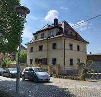 Attraktives Mehrfamilienhaus mit großem Innenhof und Nebengebäuden - Großröhrsdorf