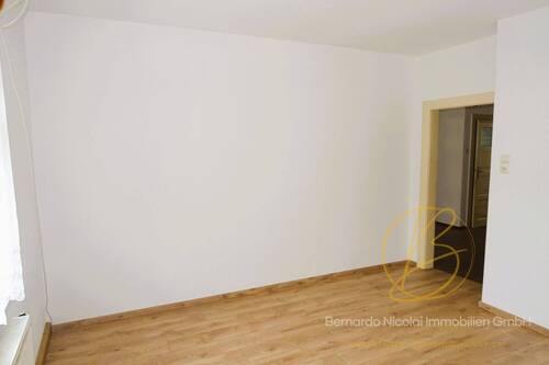 Schlafzimmer Wohnung im Erdgeschoss - 