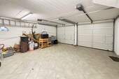 große Doppelgarage - 