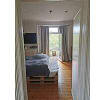 Charmante Altbauwohnung mit sonnigem Balkon im 3. OG sucht neuen Mieter - Krefeld / Dießem/Lehmheide