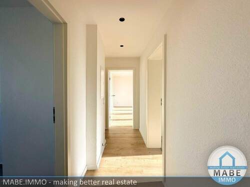 Flur - Etagenwohnung mit 65,00 m&sup2; in Görlitz zur Miete