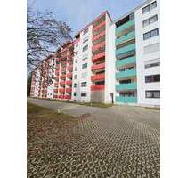 +++ Große 4-Zi.-Whg. mit Loggia und TG-Stellplatz +++ - Mühldorf