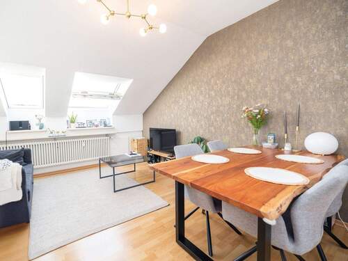 Wohn- und Esszimmer - 