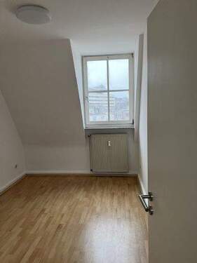 Zimmer 1 - 