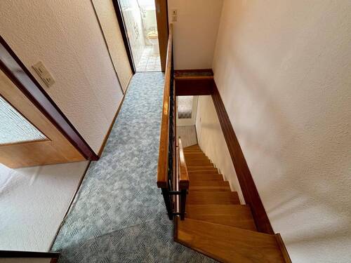 Treppe zum Dachgeschoss - 