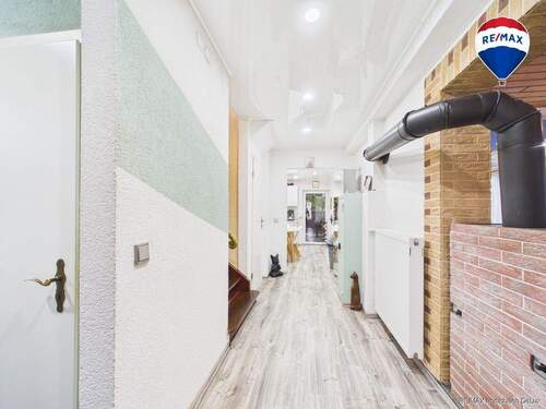 REMAX Immobilien DeLux Haus in Losheim am See zu verkaufen - 5 Zimmer Einfamilienhaus in Losheim am See