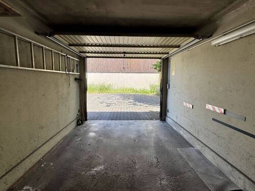 Garage - 