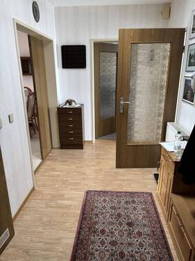 Flur - 6 Zimmer Einfamilienhaus in Springe