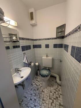 WC - 