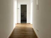 Flur - 2 Zimmer Etagenwohnung zur Miete in Kassel