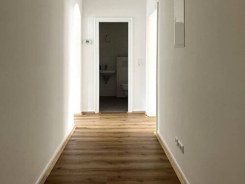 Flur - 2 Zimmer Etagenwohnung zur Miete in Kassel