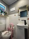 EG WC - 