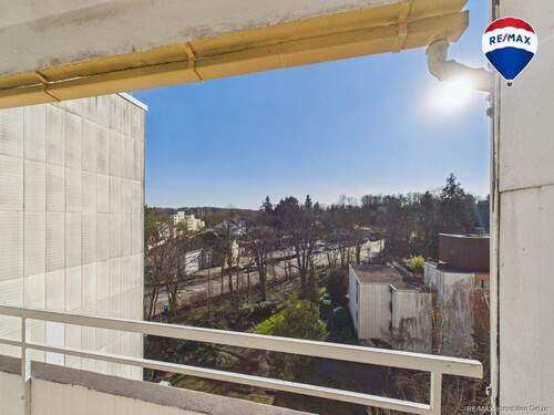 CAM01722G0-PR0044-STILL015 - 