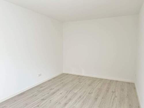 Schlafzimmer Ansicht 2 - 