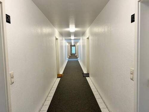 Hausflur - 2 Zimmer Etagenwohnung in Fürth