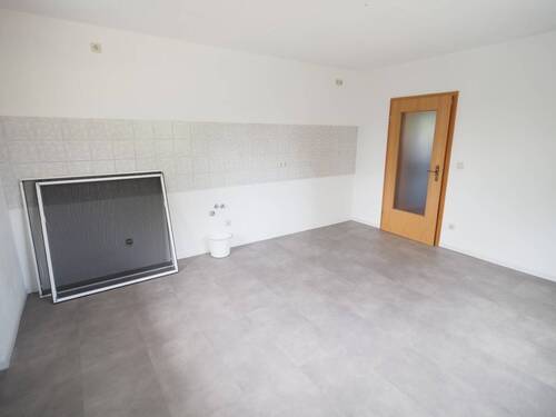 Wohnküche Bild 2 - Etagenwohnung mit 103,00 m&sup2; in Fahrenzhausen zur Miete