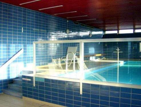 Schwimmbad und Sauna - 1 Zimmer Etagenwohnung in Bremen