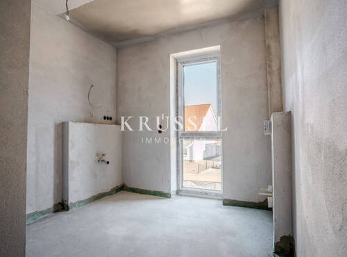 Das Badezimmer welches viel Tageslicht bietet (Muster) - 