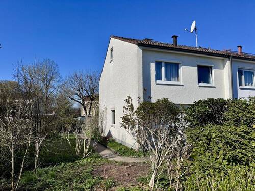 Objektansicht - 5 Zimmer Reihenendhaus zum Kaufen in Friedrichshafen