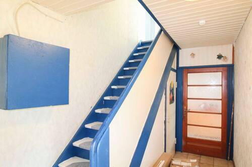 Treppenaufgang - 6 Zimmer Einfamilienhaus in Delmenhorst