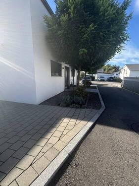 Zufahrt Garage - 