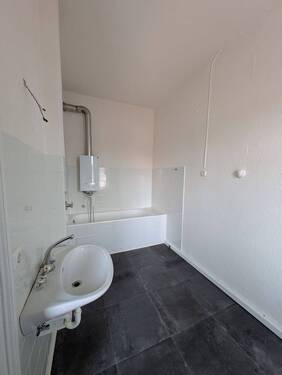 PXL_20251121_101752644.jpg - 