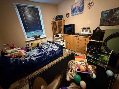 Schlafzimmer EG links - 