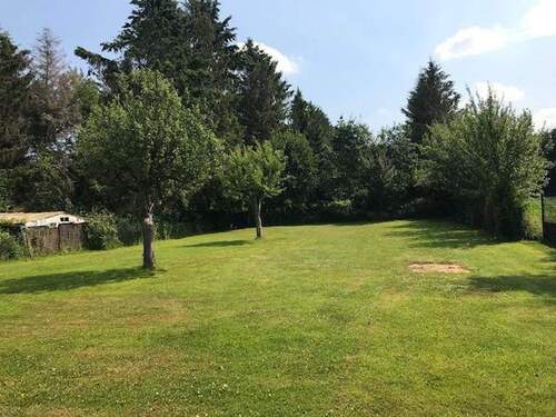 Blick in den Garten - 8 Zimmer Einfamilienhaus in Geestland OT Langen