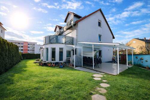 Garten - Moderne Doppelhaushälfte in ruhiger Lage