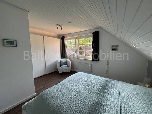 Schlafzimmer DG - 