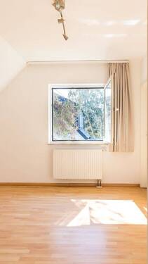 Zimmer 02-3.jpg - 