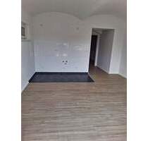 Wohnen im grünen schöne 2-R-Wohnung in MD-Altstadt EG. ca.45m2 zu vermieten . - Magdeburg